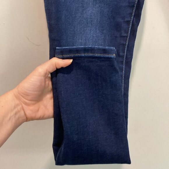 Sold sold sold - Picture 4 of 15